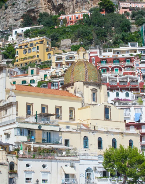 Kyrkan Santa Maria Assunta i Positano — Stockfoto