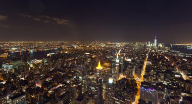 Manhattan'ın hava gece görünümü