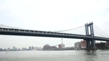 Pan Manhattan gemiden alınan Köprüsü