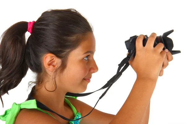 Menina com câmera em suas mãos — Fotografia de Stock