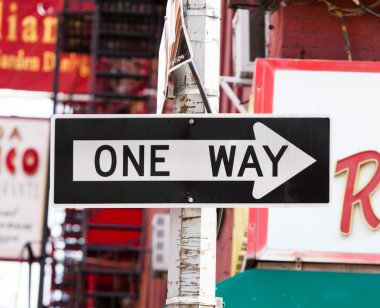 New York'ta tek yön sokak tabelası