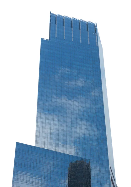 現代的な摩天楼に白で隔離 — ストック写真