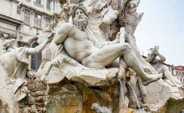 Bernini'nin dört Irmak, Roma Çeşmesi Zeus.