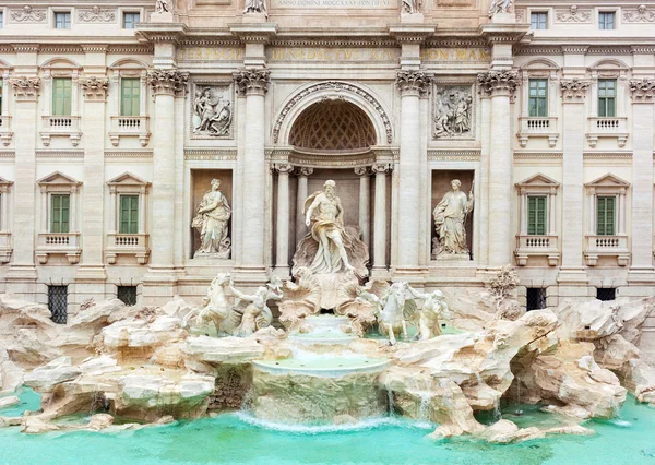 Fonte de Trevi, Fontana di Trevi, após a restauração de 2015 — Fotografia de Stock