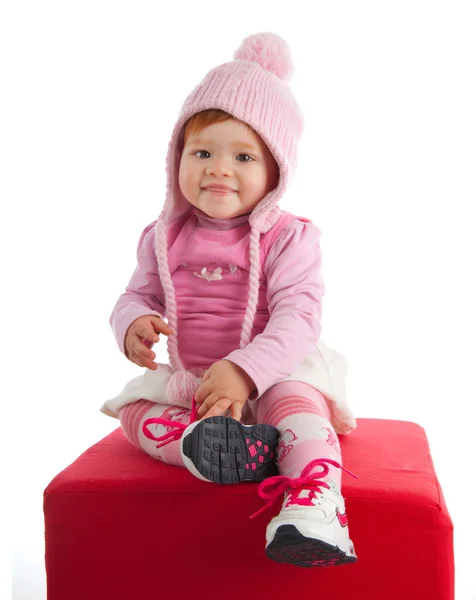 Babyl bonito com chapéu de lã rosa — Fotografia de Stock