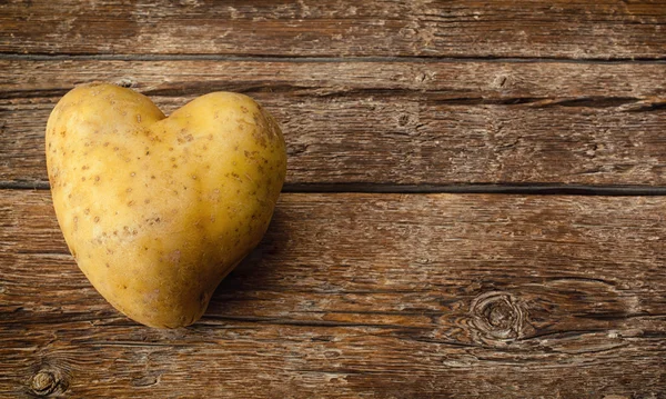 Heart Shaped Potato — Stock Photo, Image