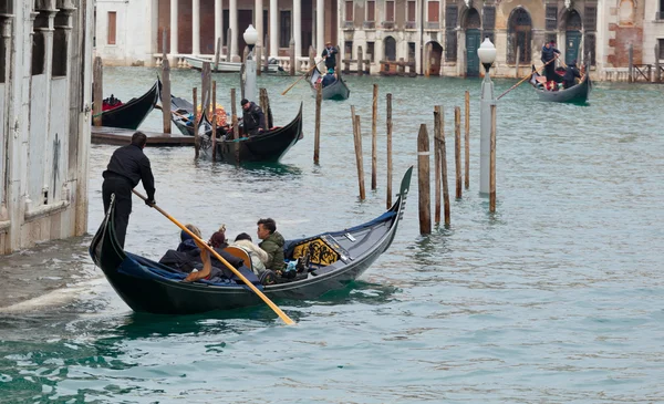 Gondola utazás Velencében — Stock Fotó