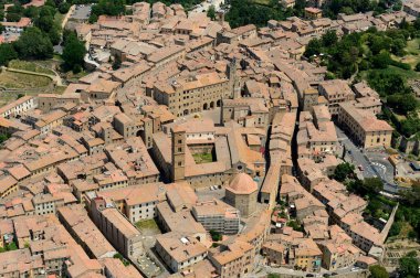Volterra-Pisa-İtalya