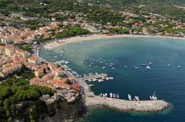 Marina di Campo-Elba Adası
