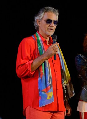 Andrea Bocelli Toskana - 4th Temmuz 2015 yılında İtalya canlı