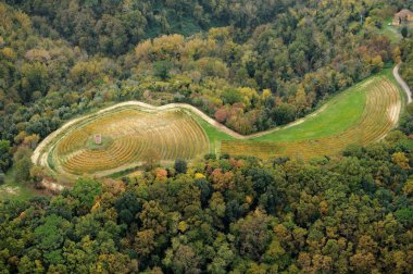 Bağ Tuscany'de yuvarlak