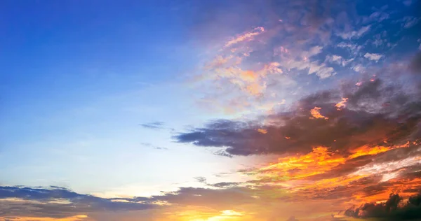 Światowy Dzień Środowiska Koncepcja Panoramiczne Zdjęcie Jasny Zachód Słońca Wiosna — Zdjęcie stockowe