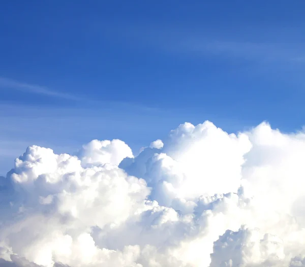 Blue sky and clouds — Stock Photo, Image