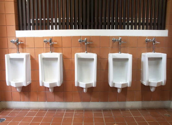 Men's room urinals — Stock Photo, Image