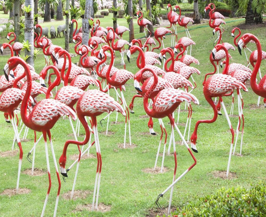 estátuas pássaro flamingo fotografias de stock scenery1 79646278
