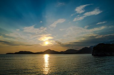 Karadağ, Budva'nın günbatımı