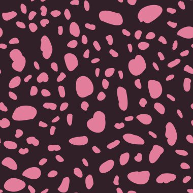 Çita kusursuz vektör izi. Kahverengi arka planda pembe lekeler var. Tekrarlanan desen.