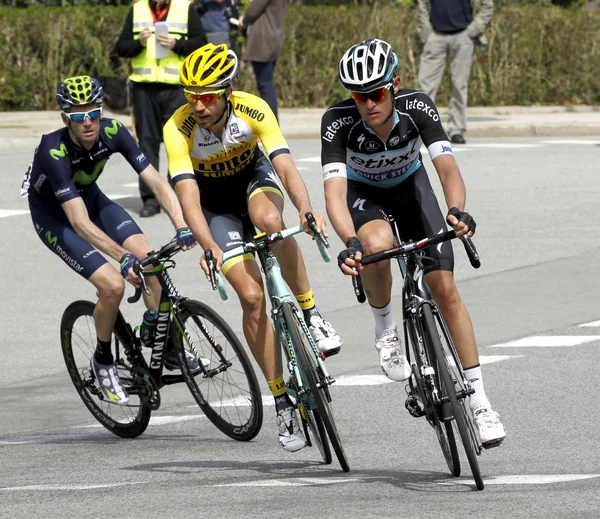 Martijn Keizer (L) e Maxime Bouet (R) durante o Tour da Catalunha — Fotografia de Stock