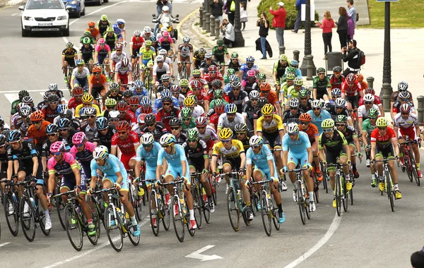 Pack de ciclistas durante el Tour de Cataluña — Foto de Stock