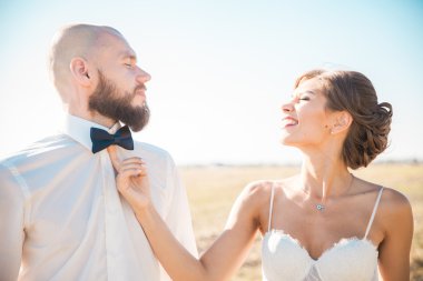 Düğün çifti eğleniyor