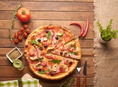 Lviv, Ukrayna 'da pizzacı