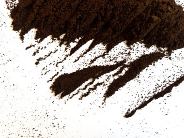 Taze Kahve Yığını Beyaz Arkaplanda İzole Edildi