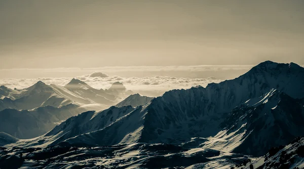 Chaînes de montagnes — Photo