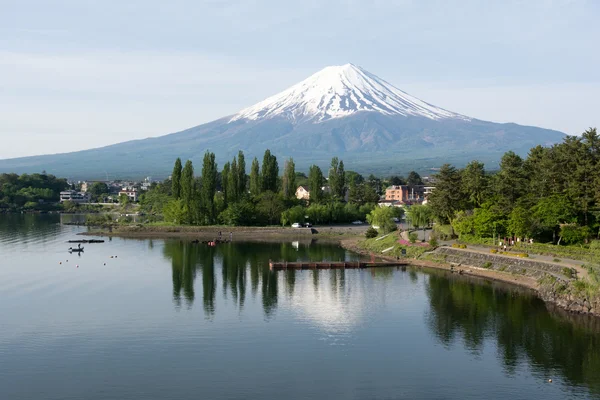 Monte Fuji e il suo riflesso Immagine Stock