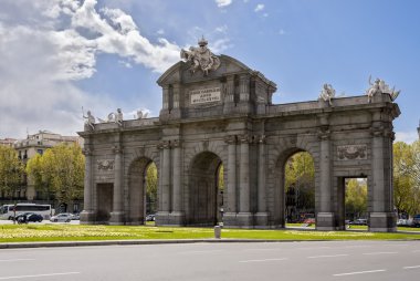 Arch Puerta de alcalá or the Puerta de alcalá Madrid, Spain