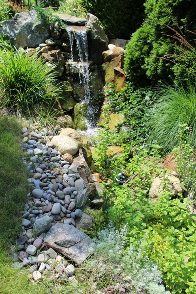 Man Made Waterfall Stream Leading Koi Fish Pond Sunny Day — Stock Photo, Image