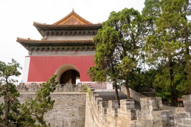 Ming mezarları Türbesi