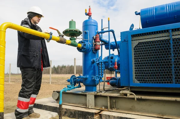 Natural gas field station equipment — Stock Photo, Image