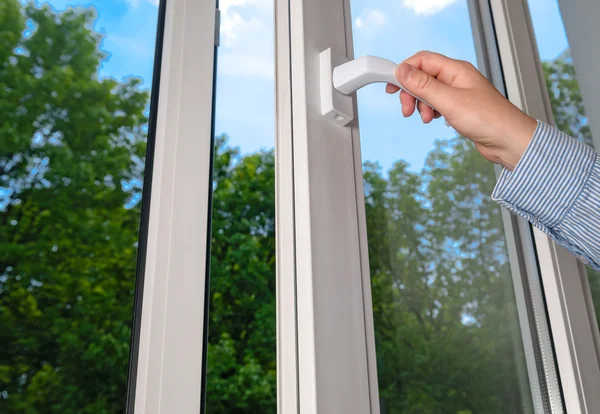 Plastik vinil pencere