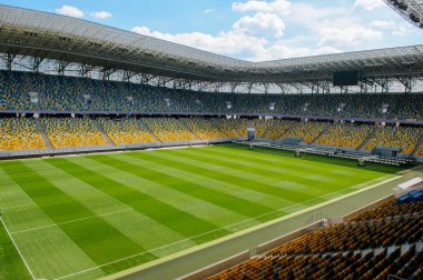 güneş ışığı altında boş Stadyumu