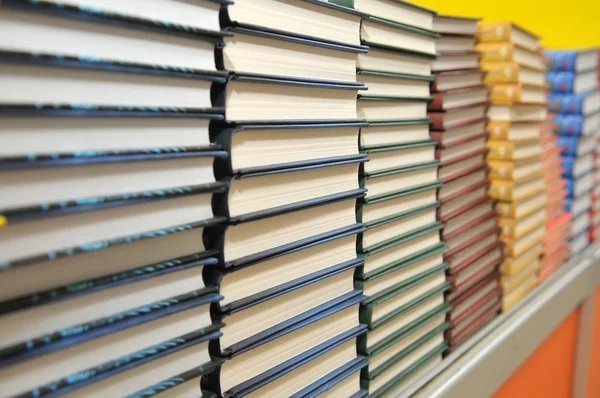 Stapels boeken — Stockfoto