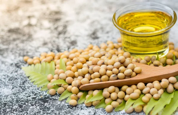 Sağlıklı soya fasulyesi protein ve vitamin açısından yüksektir..