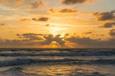 güzel gündoğumu cennet