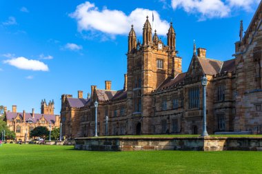 Sydney Uni bina cephe. Sydney Üniversitesi gündüz fotoğraf