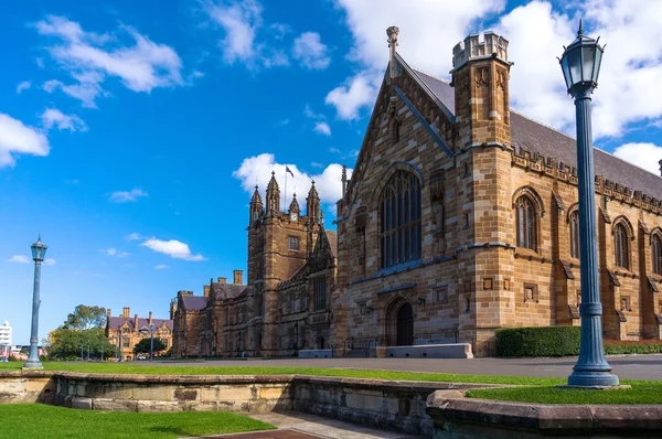 Sydney Uni gebouw gevel. Universiteit van Sydney overdag foto — Stockfoto