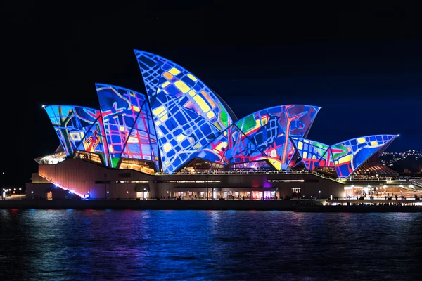 Iluminação da Ópera de Sydney Songlines Durante Vivid Sydney Fe — Fotografia de Stock