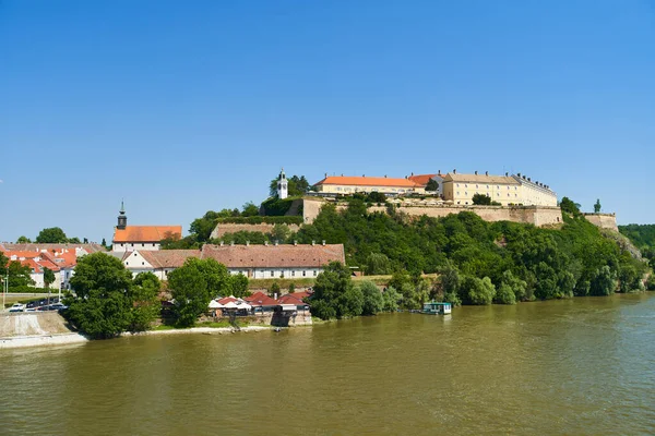 Vista Sobre Fortaleza Petrovaradin Sobre Rio Danúbio Novi Sad Sérvia — Fotografia de Stock