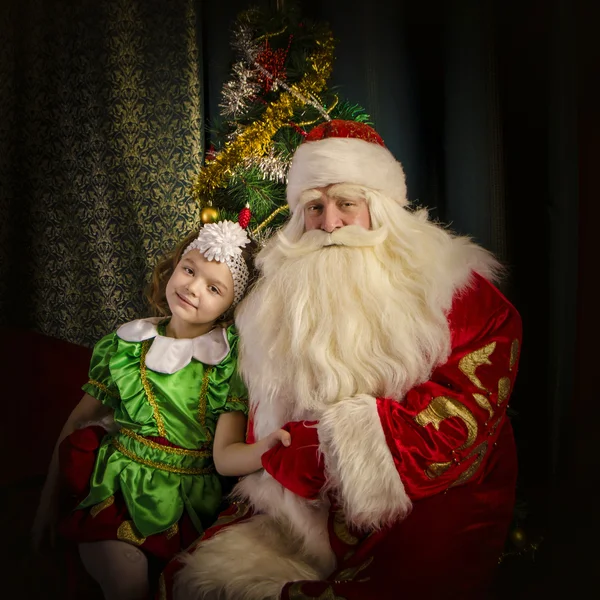 Babbo Natale si congratula con la gente — Foto Stock