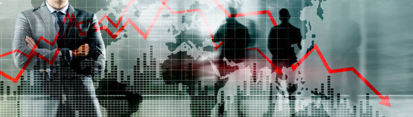 Реферат рецессии и кризисного фона на фоне мировой карты. Красная стрелка вниз.