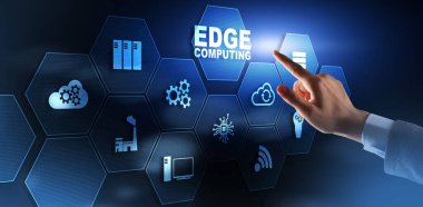 Sanal ekranda Edge Computing Business Technology konsepti.