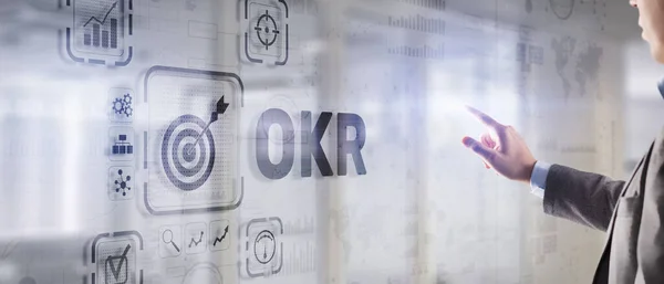 Ziele und Schlüsselergebnisse OKR. Methoden für das Projektmanagement — Stockfoto