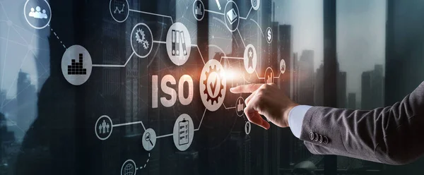 ISO certificatie concept standaard kwaliteitscontrole. Internationale norm voor informatiebeveiliging — Stockfoto