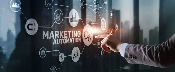 Marketing-Automatisierung. Computerprogramme und technische Lösungen zur Automatisierung der Marketingprozesse im Unternehmen — Stockfoto
