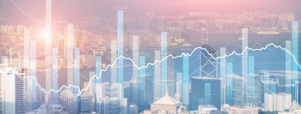 Analyse des données. Données financières sur un moniteur en tant que concept de données financières. Analytics 2022 sur fond de ville — Photo