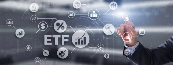 교환 펀드를 운영 한다. 투자 개념. ETF 입니다. 주식 시장 지수 펀드 — 스톡 사진