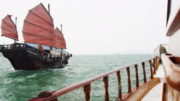 Turisták városnézés utazás ezen a környéken: Hong Kong — Stock videók